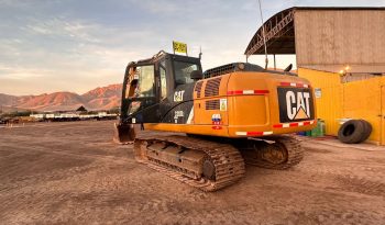 Excavadora Caterpillar Modelo 320 D2 Año 2015 lleno